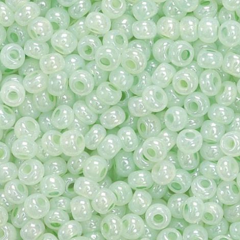 Koraliki szklane Knorr Prandell 2.5mm, Zielone jasne perłowe